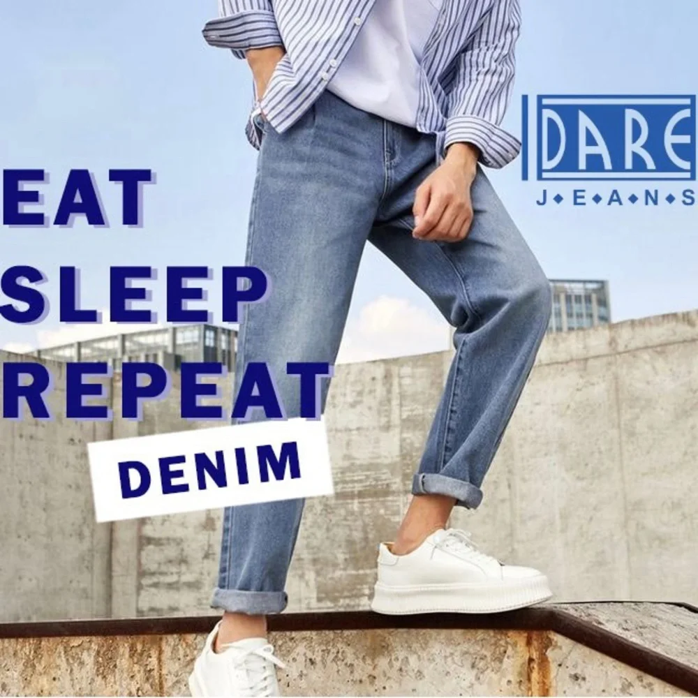 Dare Zip Front Single Button Closure Classic 5 Pocket Design Relaxed Jeans